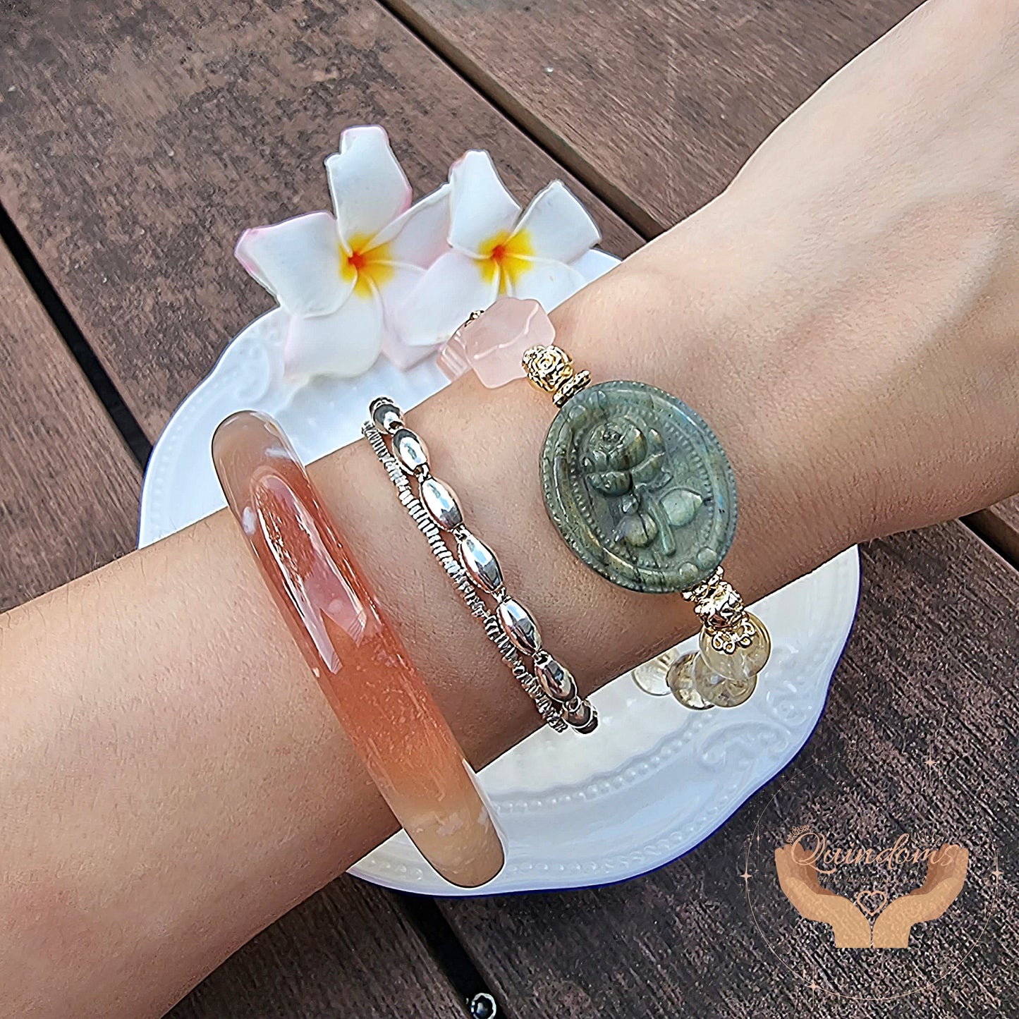 Labradorite Carving - Gold Sheen Rose Pendant Design Bracelet